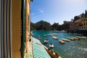 Wanderlust by PortofinoHomes